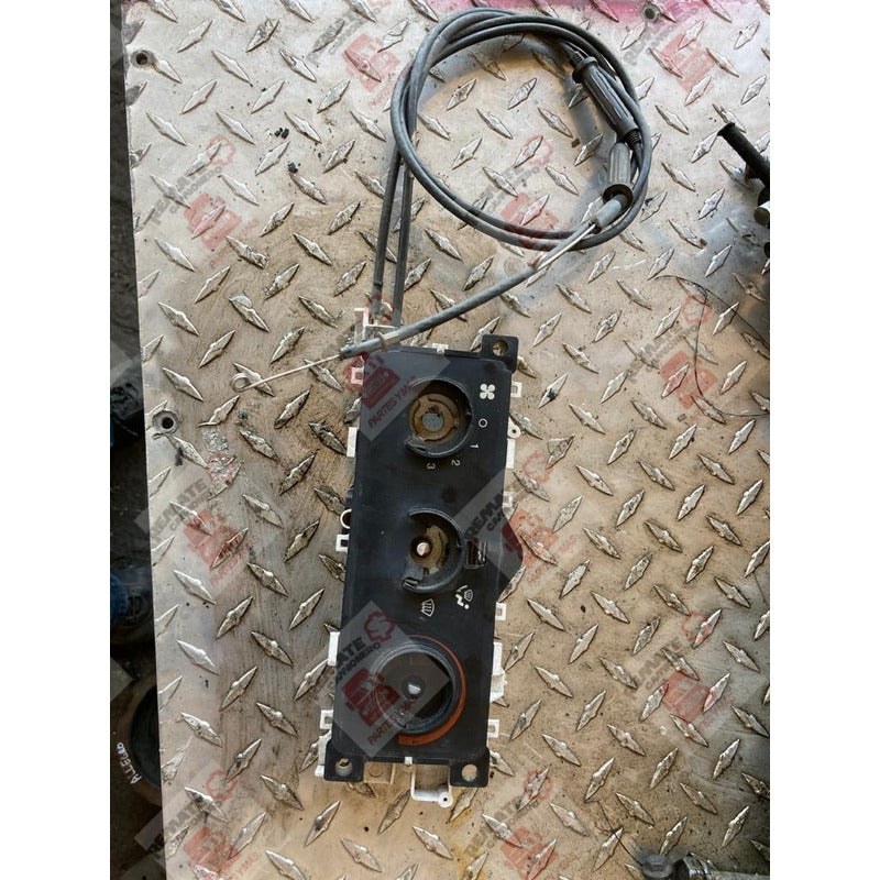 Panel Tablero Calefacción Aire Acondi Freightliner Fl70 Fl80