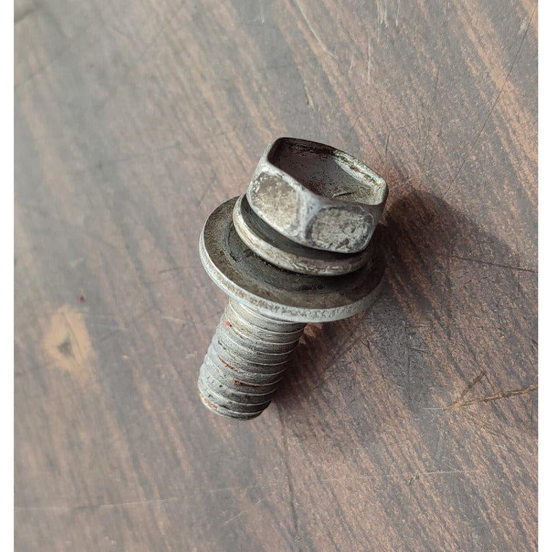 Tornillo Bomba Agua Motor Hino 300 816 716 5 Pz
