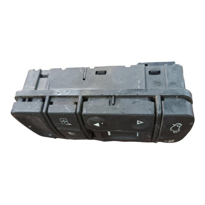 Interruptor Boton Cristal Cajuela Chevrolet Vectra