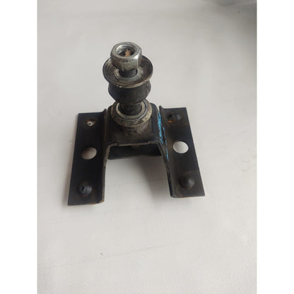 Base Soporte Amortiguador Diferencial Trasero Isuzu Elf 400