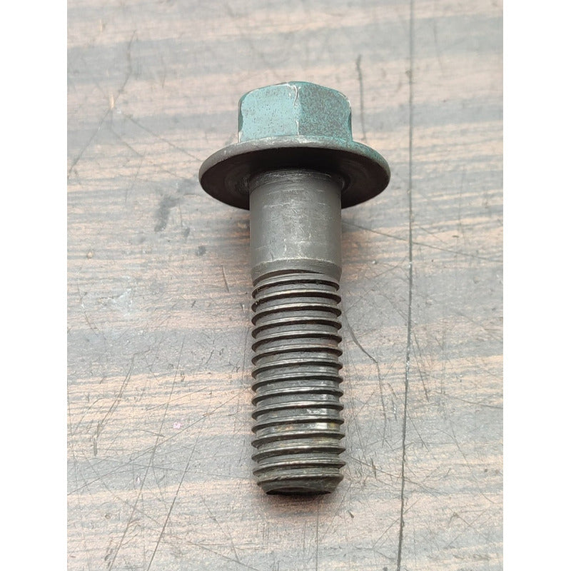 Tornillo Multiple Escape Navistar Maxxforce 7.6l Internation