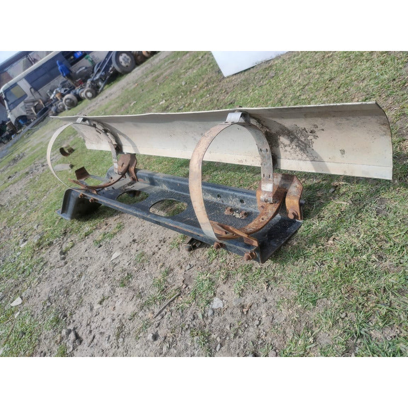 Base Soporte Silenciador Escape Chasis Para Barrenar