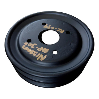 Polea Bomba Agua Ventilador Nissan Diesel Np300 D22 2.5l