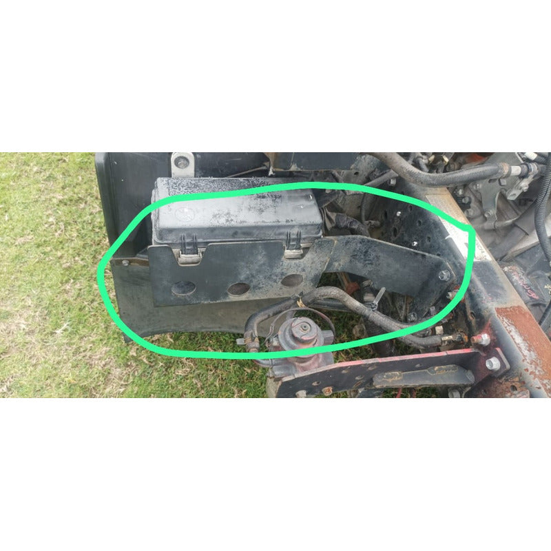 Soporte Base Caja Tablero Fusibles Isuzu 500