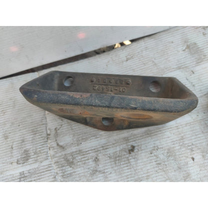 Soporte Base Motor Caterpillar Freightliner Fl70