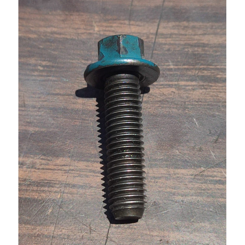 Tornillo Enfriador Aceite Navistar Maxxforce 7.6l