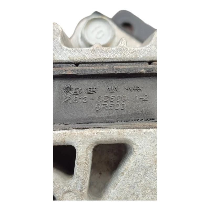 Soporte Base Trasero Motor Hyundai Hd120