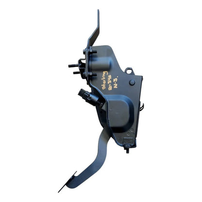 Base Soporte Pedal Clutch Sterling Fl360 Freightliner Univer
