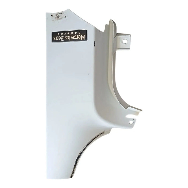 Panel Moldura Exterior Cofre Cabina Freightliner M2 Piloto