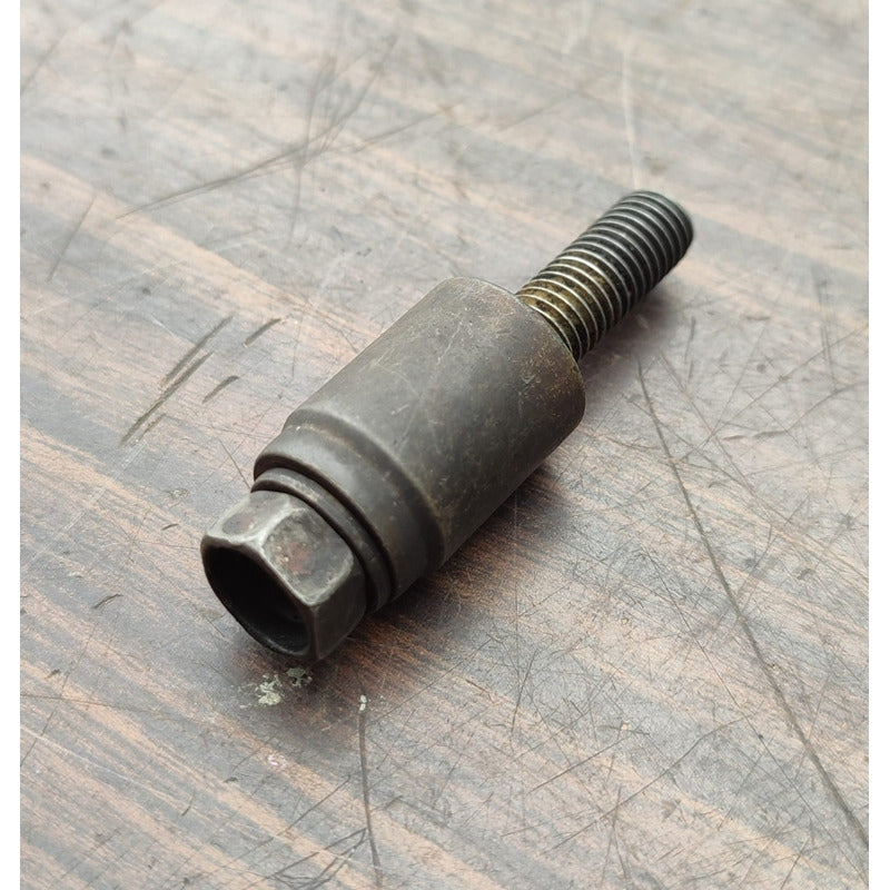Tornillo Aumento Múltiple Escape Motor Isuzu 4hk1 Elf 450