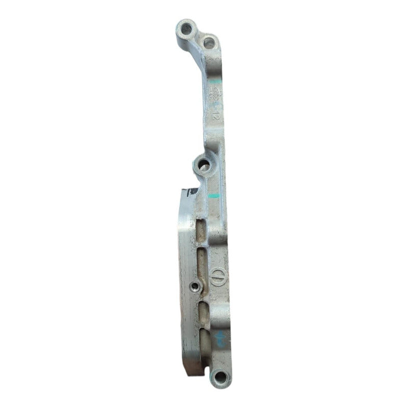Soporte Tapa Distribucion Isuzu 4jj1 Elf 300 18-23 Plateado