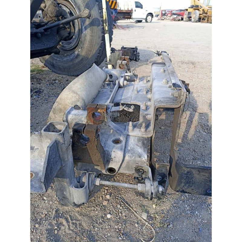 Puente Soporte Radiador Defensa Motor Kenworth T370 Paccar