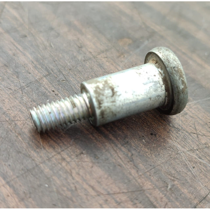 Tornillo Tapa Distribución Motor Isuzu 4jj1 Elf 300