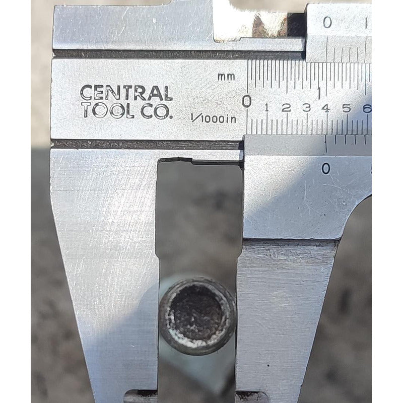 Perno Tornillo Soporte Base Alternador Isuzu 4hk1 Elf 450