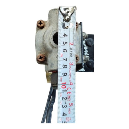Valvula Repartidora Aire Frenos Conector Hyundai Hd120