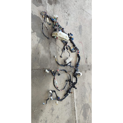 Arnes Caja Tablero Fusibles Interior Cabina Hino 300 514 414