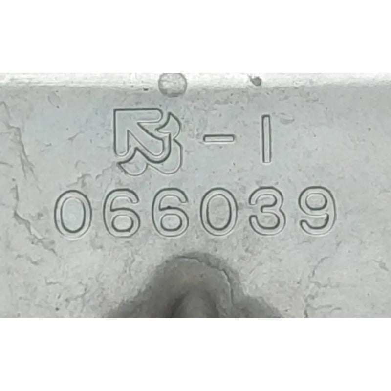 Tapa De Punterías Hino 300 716 816 Motor N04c-tv