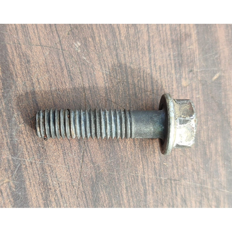 5 Tornillos Coraza Motor Hino 300 816 716