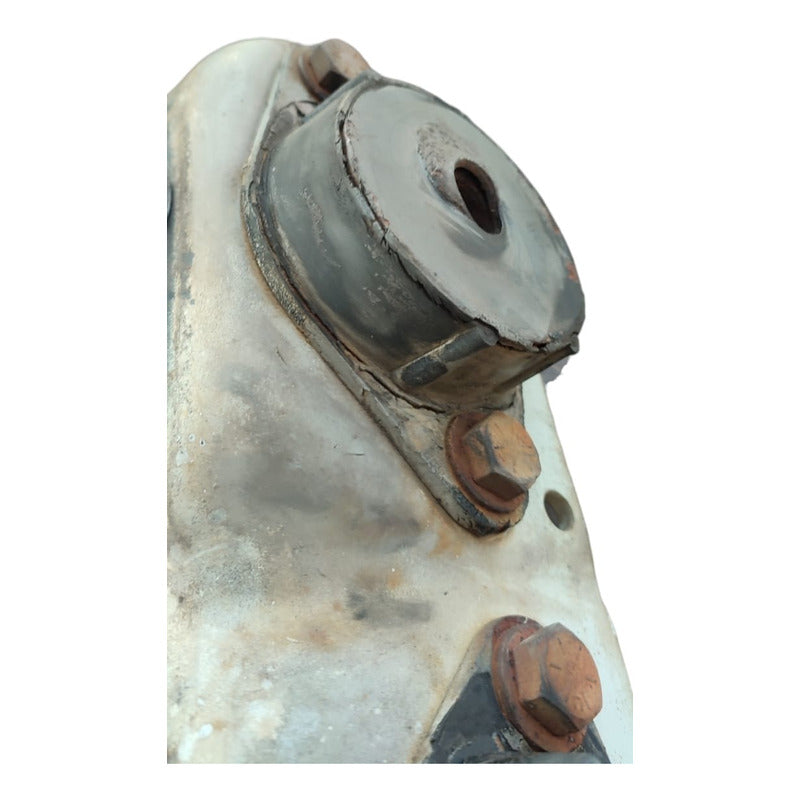 Soporte Base Cabina Freightliner M2