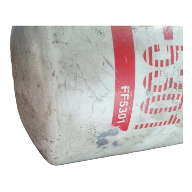 Base Soporte Filtro Diesel Motor Kubota V2203 Detalle