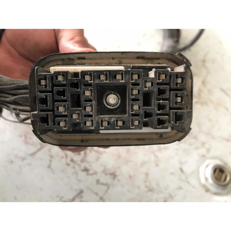 Conector De Cabina Volvo Vnl Tractocamion