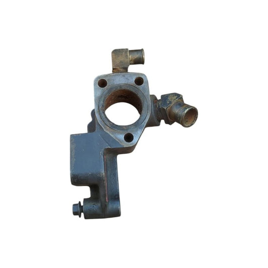 Caja Paso Termostato Agua Base Codo Alternador Cummins