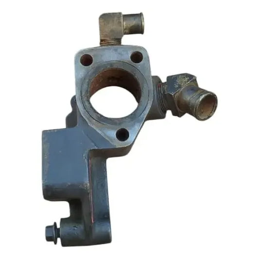 Caja Paso Termostato Agua Base Codo Alternador Cummins