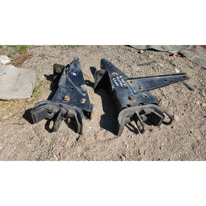 Soporte Gancho Seguro Cabina International Cf600 Citystar