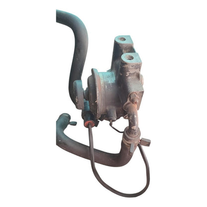 Base Soporte Filtro Diesel Cebadora Bomba Isuzu Elf 400 450
