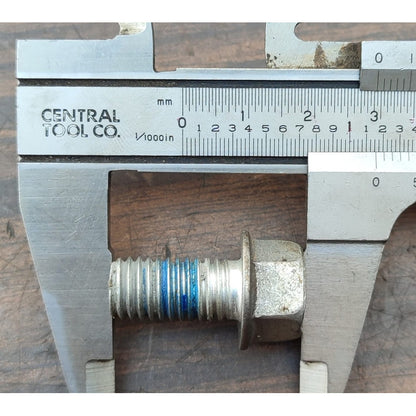 8 Tornillo Tapa Cubierta Transmisión  Isuzu Elf 400 450 500