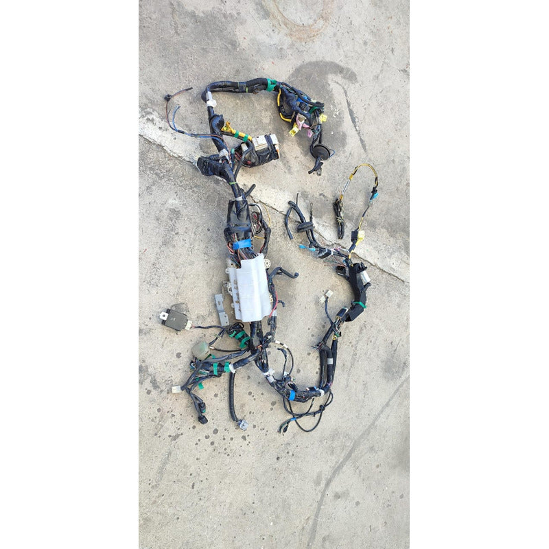 Arnes Tablero Interior Cabina Isuzu Elf 300 2018-2023