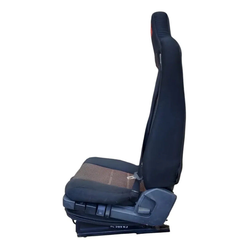 Asiento Aire Piloto Base Freightliner Sterling 1828 2020 Gris Oscuro