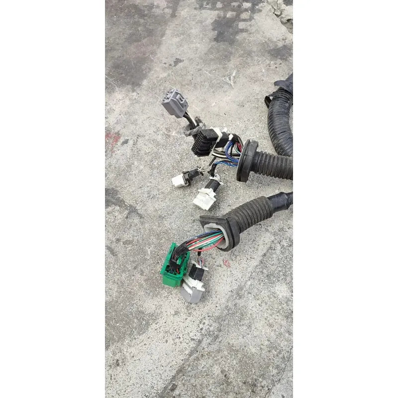 Arnes Conector Modulo Caja Fusibles Isuzu Elf 300 200