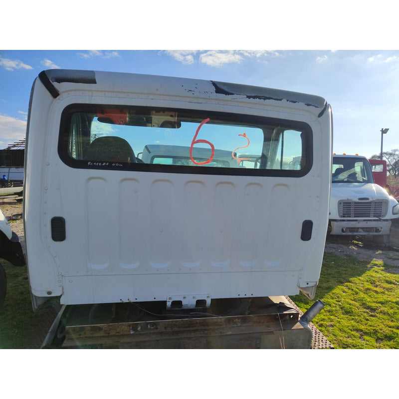 Cabina Cofre Freightliner M2 Año 2007