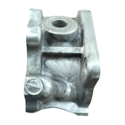 Base Soporte Tubo Agua Caja De  Termostato Hino 816 716 300