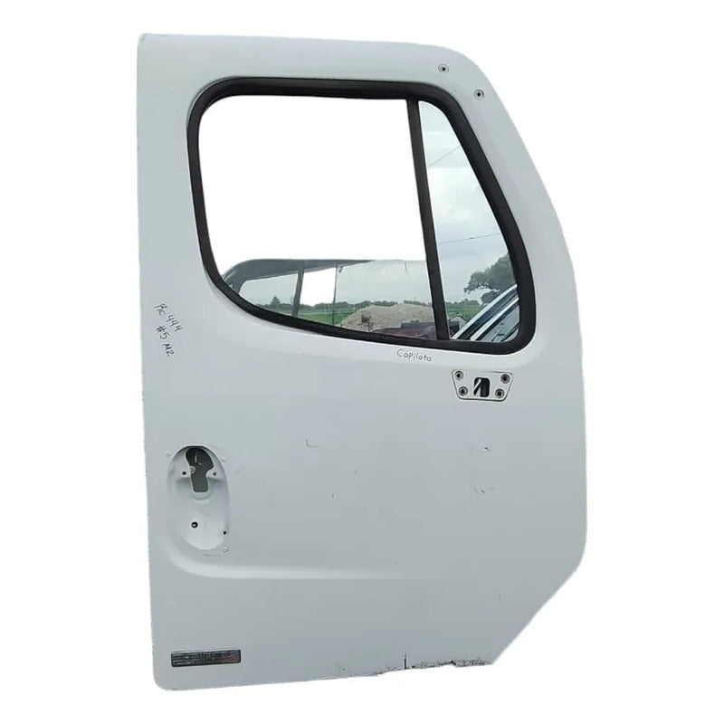 Puerta Copiloto Freightliner M2 Con Cristal Derecha Delantera