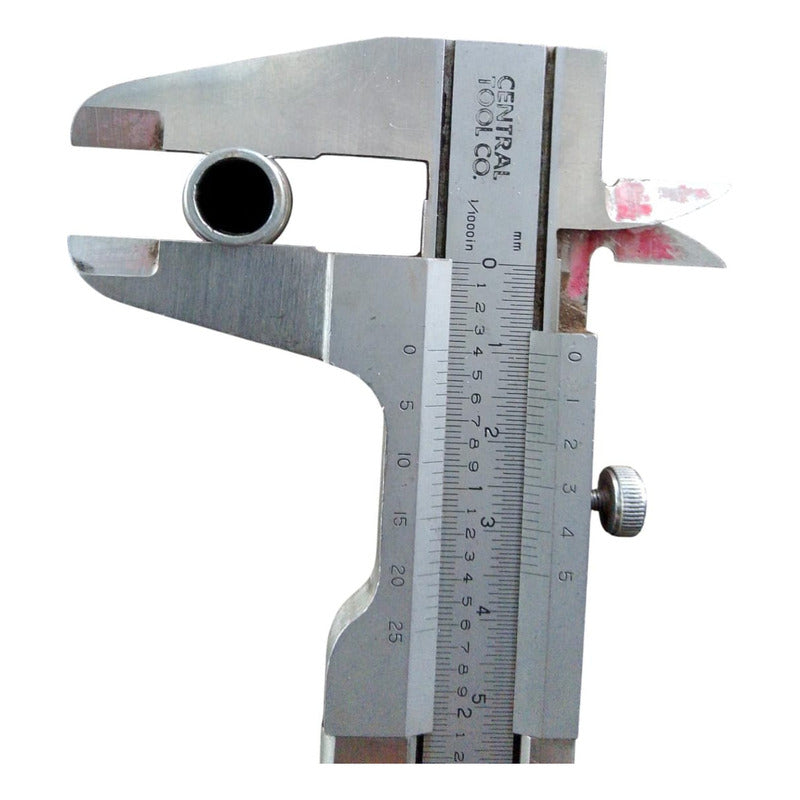 Bayoneta Varilla Medidora Aceite Nissan Diesel Np300 D22 2.5