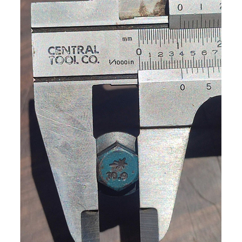 Tornillo Enfriador Aceite Navistar Maxxforce 7.6l