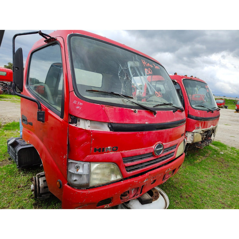 Cabina Hino 300 816 716