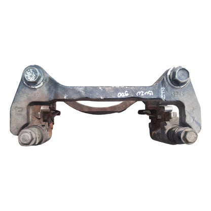 Soporte Base Caliper Eje Delantero Isuzu Elf 500 L Y R
