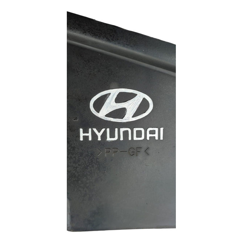 Tapa Tolva Cubierta Motor Cabina Hyundai H120 Copiloto