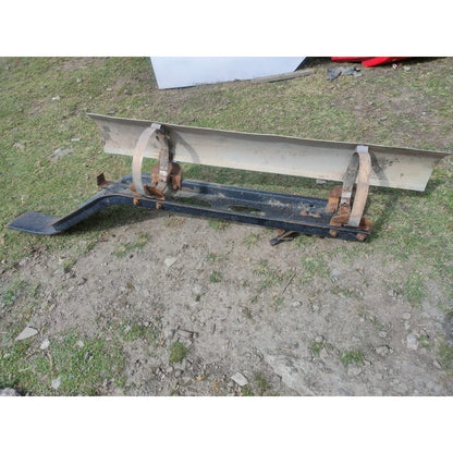 Base Soporte Silenciador Escape Chasis Para Barrenar