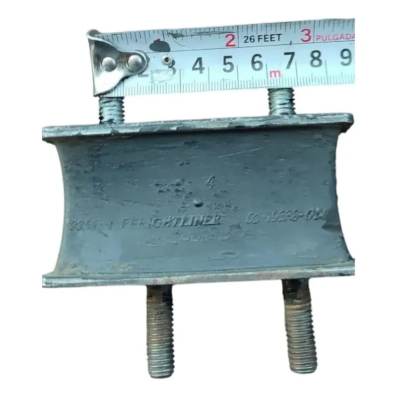 Soporte Tacón Hule Radiador Freightliner M2 Gris