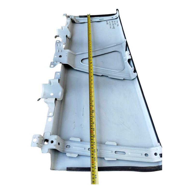 Cofre Parrilla Central Cubierta Tapa Isuzu Elf 300 2018-2023