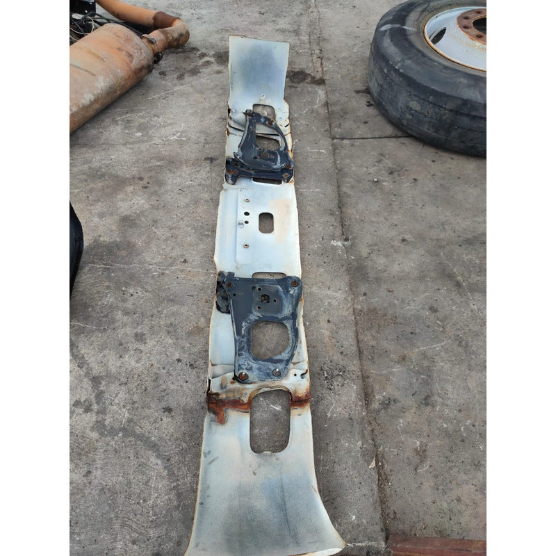 Defensa Parachoque Hino 300 816 716 616 514