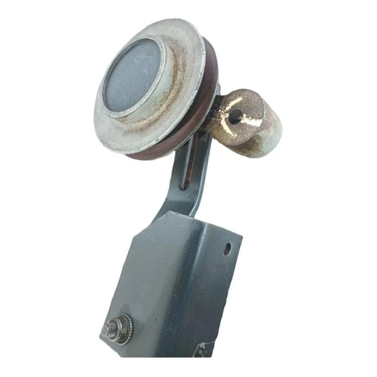 Tensor Banda Polea Motor Kubota V2203