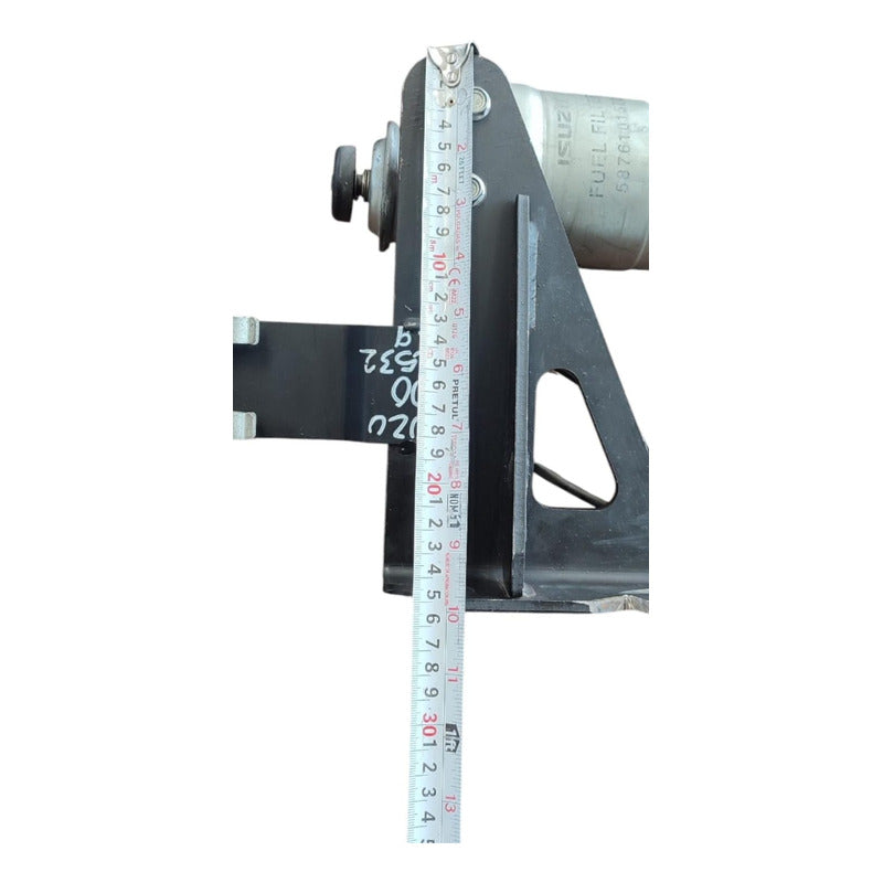 Base Soporte Filtro Diesel Cebadora Bomba Isuzu Elf 500