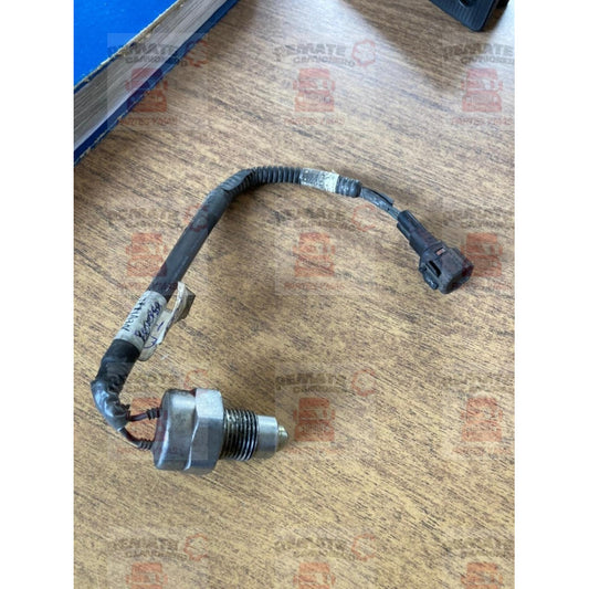 Sensor Switch Neutral Transmisión Caja Velocidades Hino 816