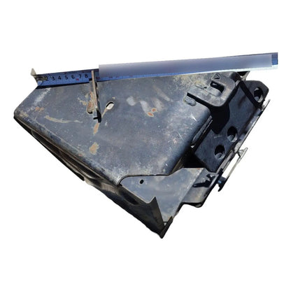 Caja Base Soporte Baterias Portabaterias Hino 300 816 716