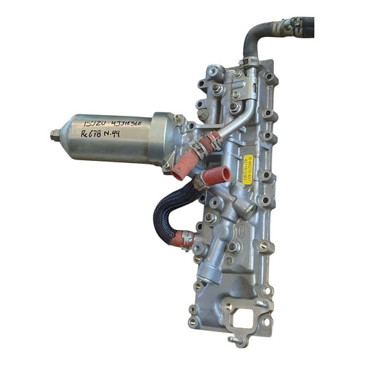 Base Filtro Tapa Enfriador Aceite Isuzu 4jj1 Elf 300 2018-23 Plateado